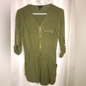 Rue21 Long sleeve Romper